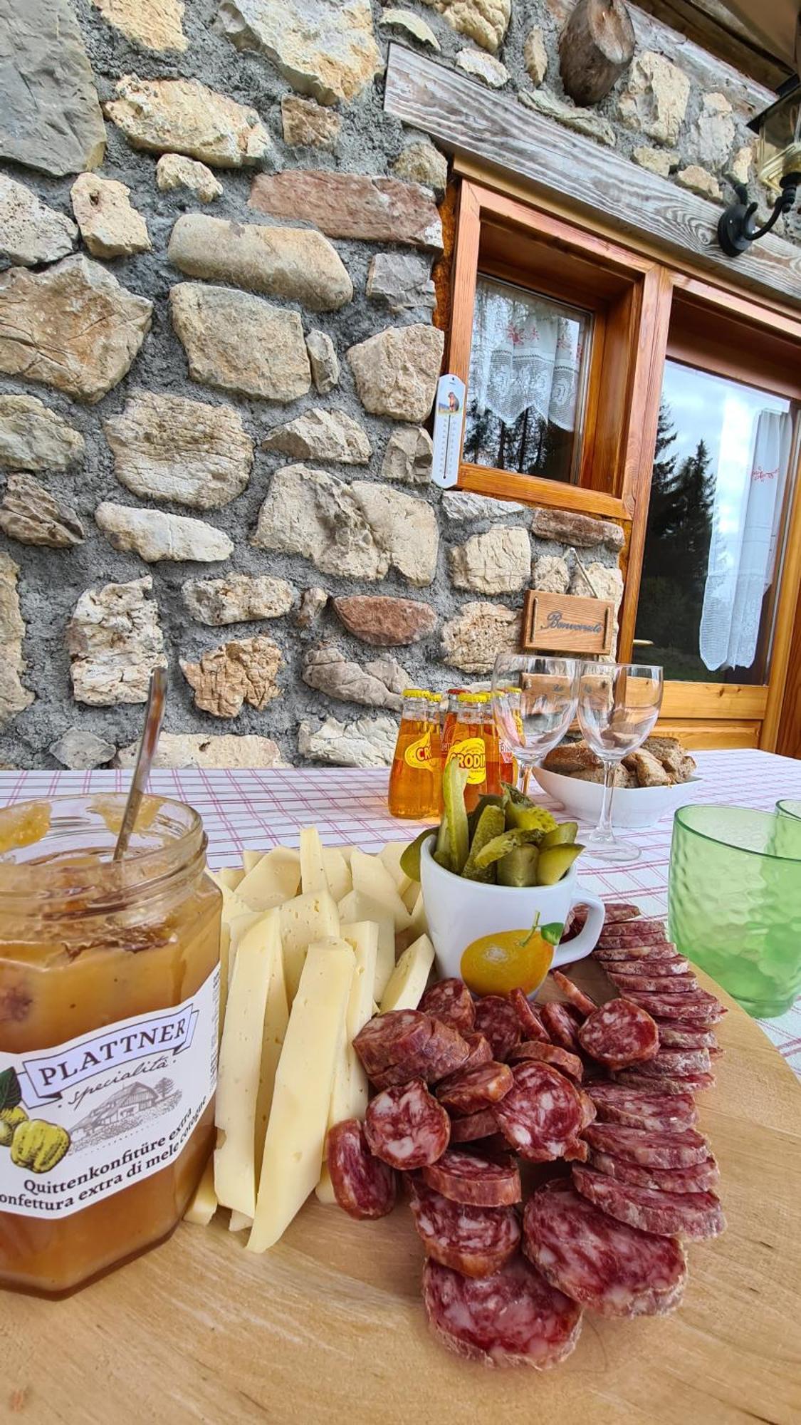 Baita Pra Petina Pale di San Martino Siror Bagian luar foto